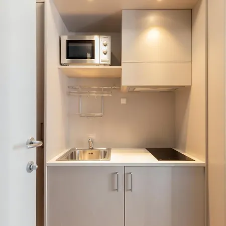 Apartment Station 10 Min Duomo - L'oasi Urbana Milan