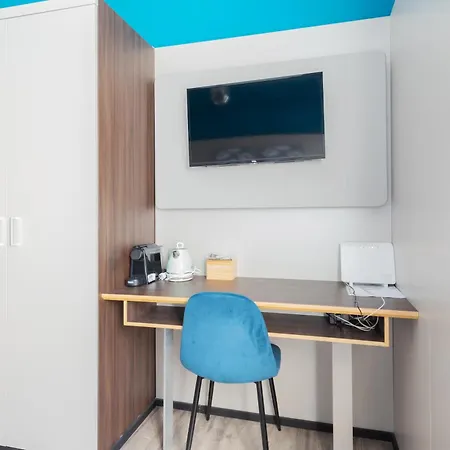 Station 10 Min Duomo - L'oasi Urbana Apartamento Milão